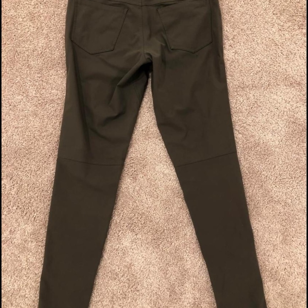 Lululemon Skinny ABC Pant